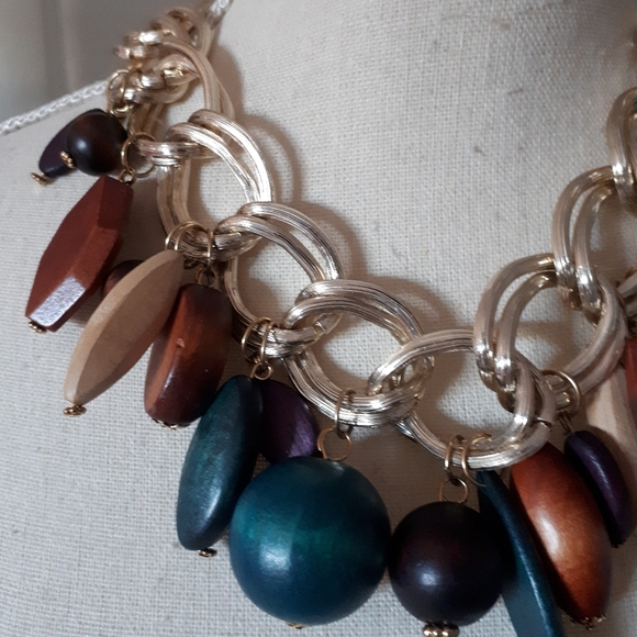 Statement necklace - Picture 2 of 3